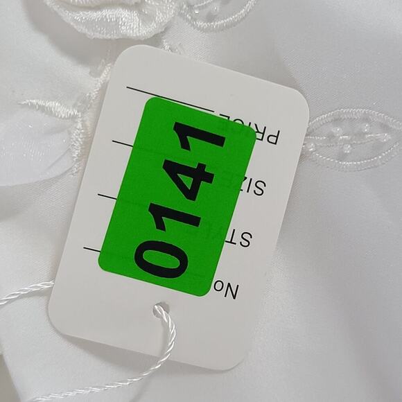 Cinderella embroidered & beaded flower girl party dress white Size 7 wedding - Picture 9 of 10